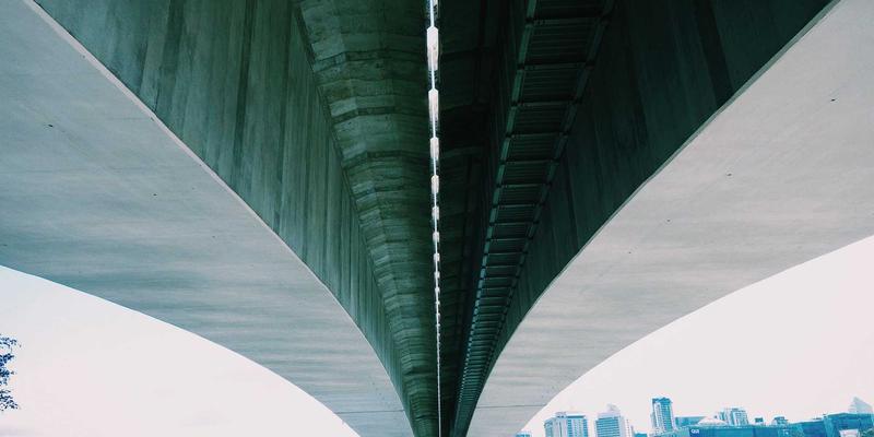 北京汇隆：5G+边缘计算如何重塑机械制造与精密加工的未来工厂